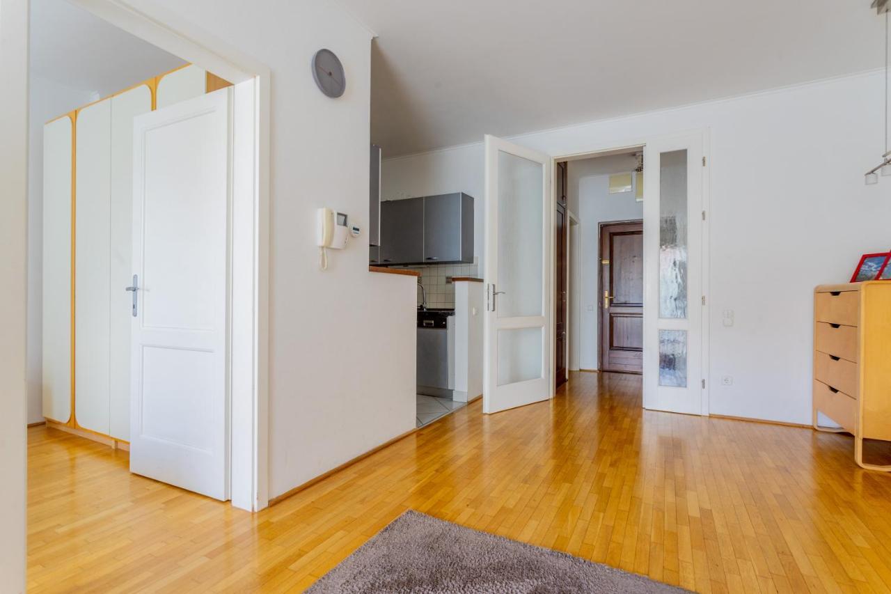 Kaz52 Apartment Budapest Luaran gambar